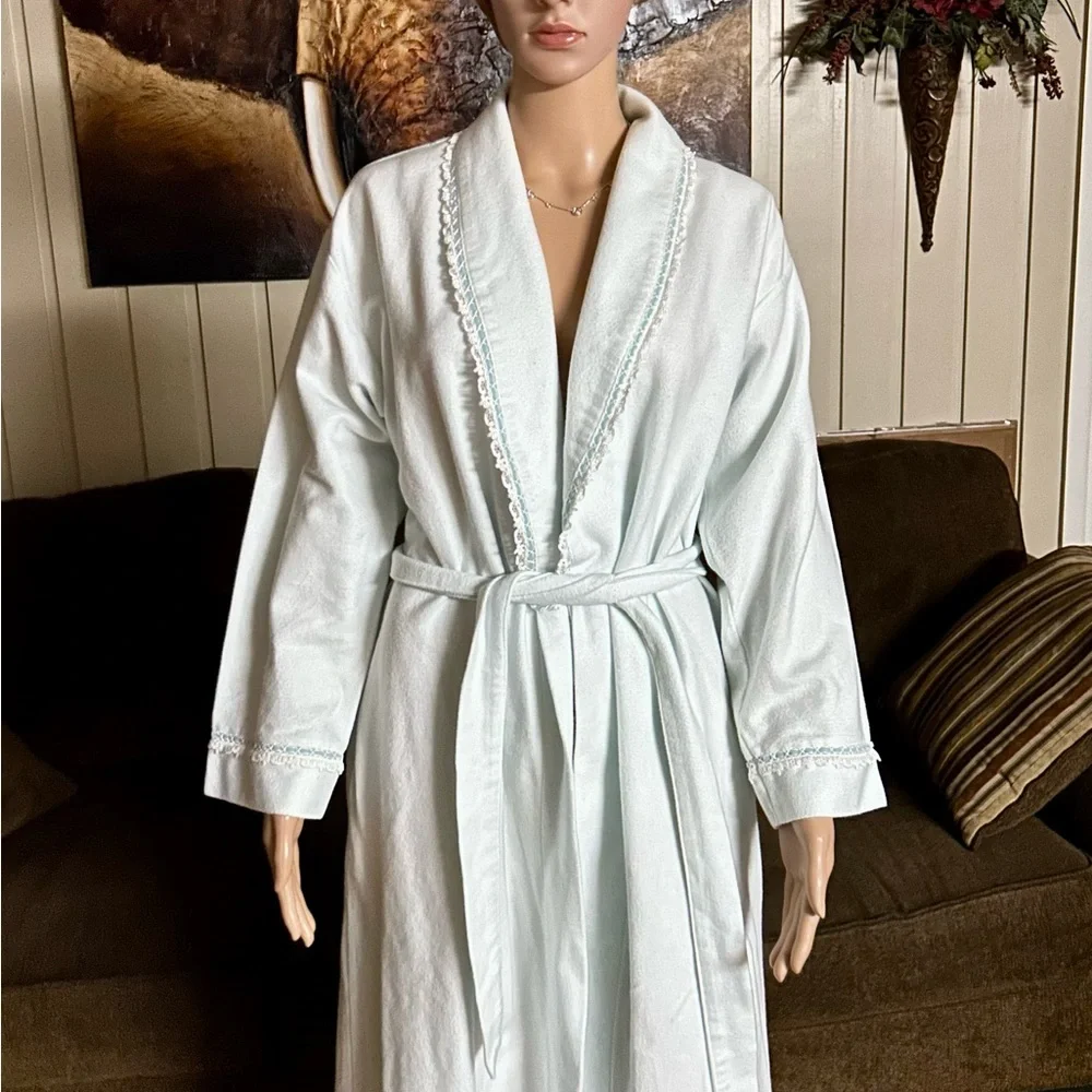 Eileen West • Small • Light Blue • Maxi • Velour • Floral Lace • Robe - Picture 6 of 16